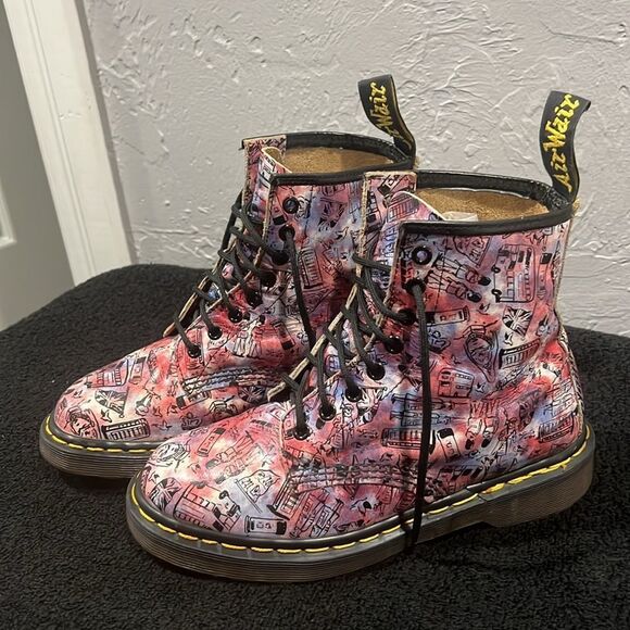 🔥 DR. MARTENS PINK LONDON LEATHER BOOTS RARE VINTAGE MADE IN ENGLAND Women Sz 8 - Picture 7 of 16